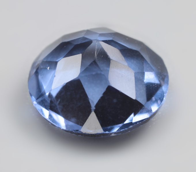 Флюорит со сменой цвета 3,91 карата