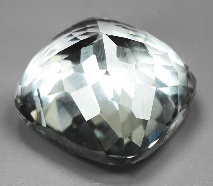 Гошенит высокой чистоты 9,46 карата