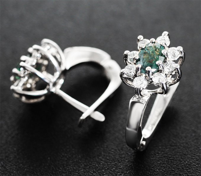 Комплект с александритами 2,67 карата и бриллиантами