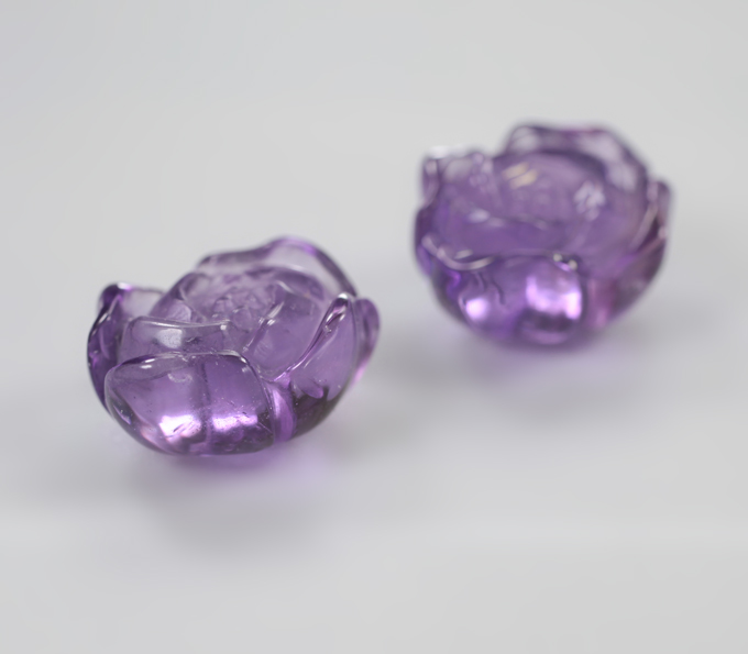 Пара резных аметистов 15,74 карата