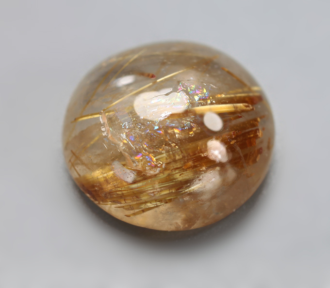 Кварц с золотистым рутилом 7,98 карата