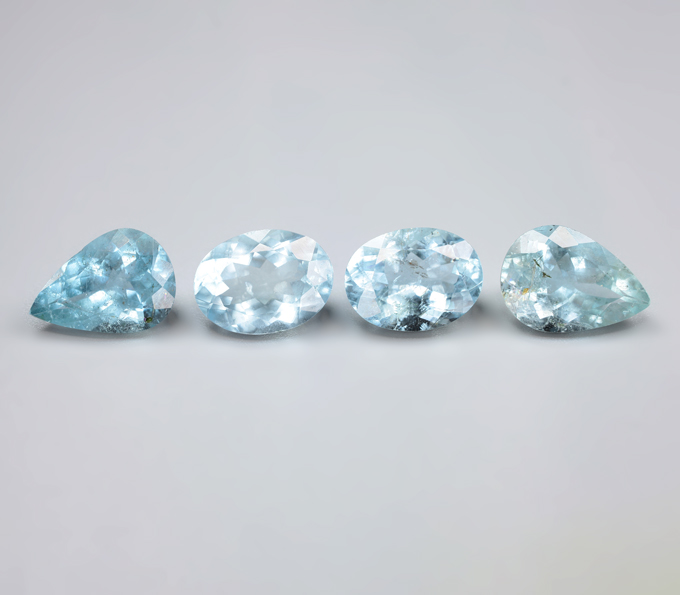 Крупный набор из 4 насыщенных аквамаринов 14,38 карата