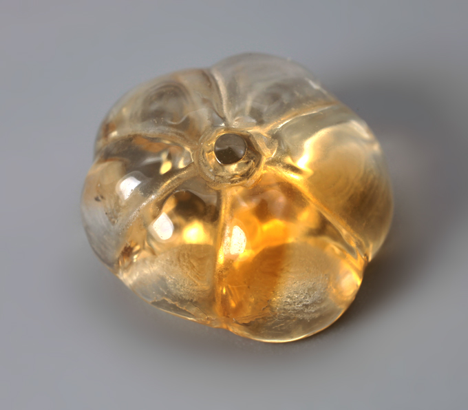 Резной цитрин высокой чистоты 9,8 карата