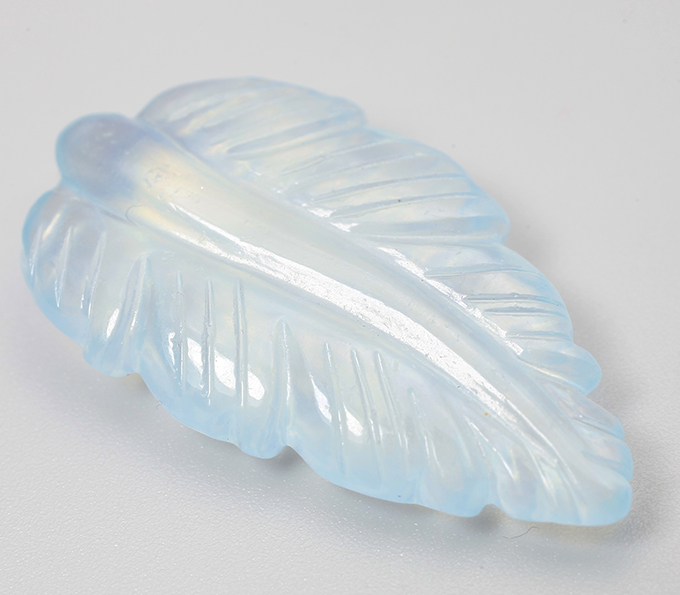 Крупный резной аквамарин 18,92 карата