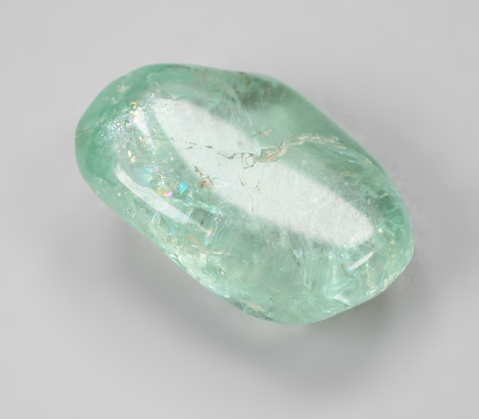 Уральский голубовато-зеленый берилл 8,05 карата