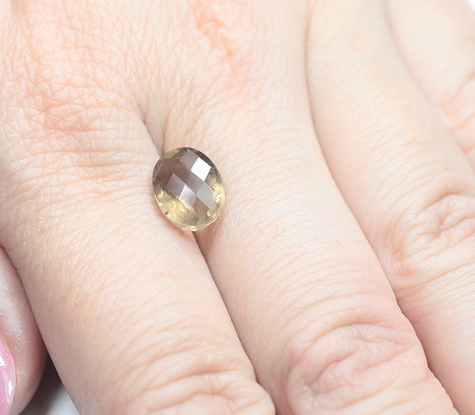 Медово-желтый турмалин 3,07 карата